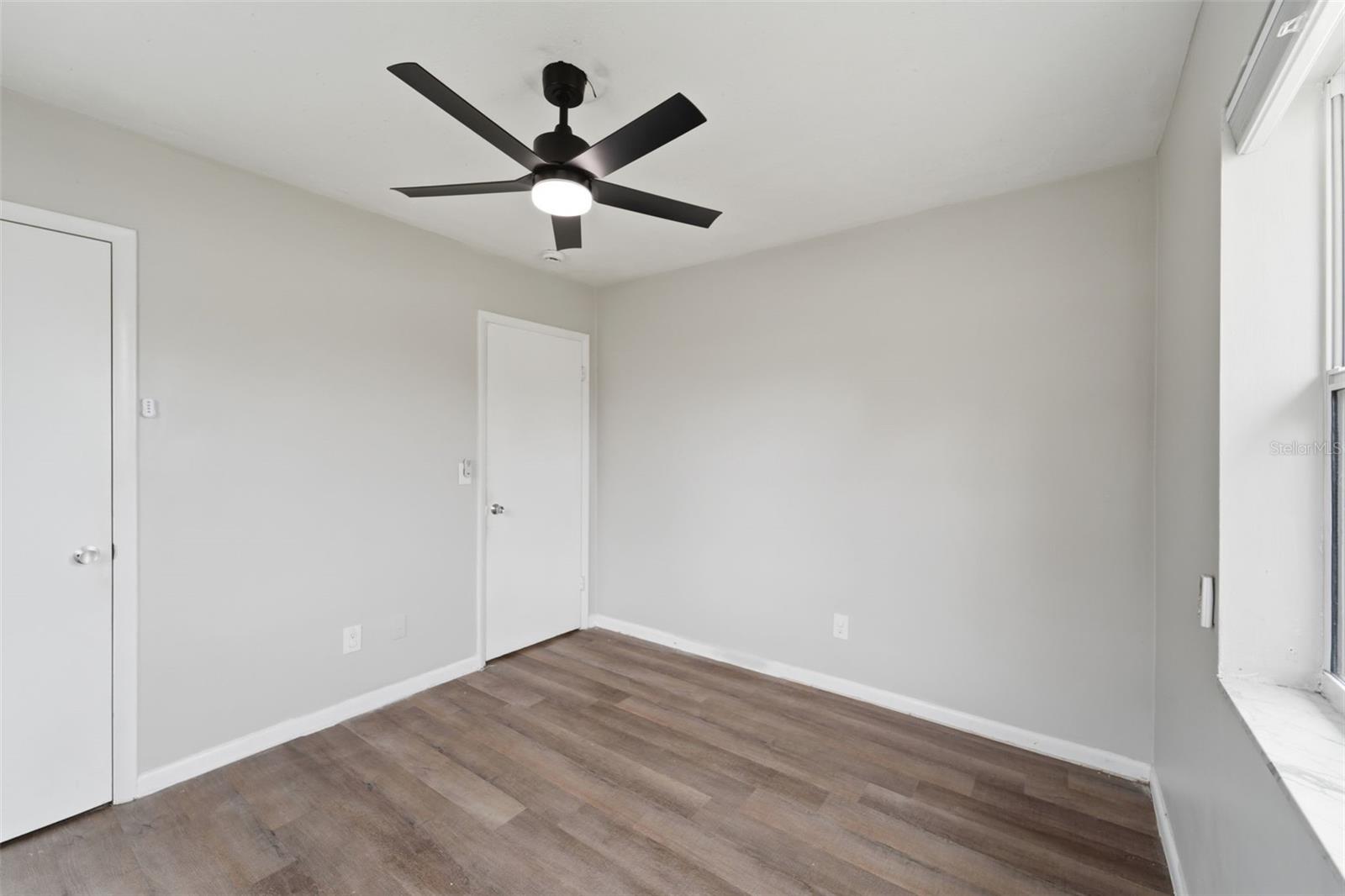 Image 23 of 26 For 794 Crawford Street