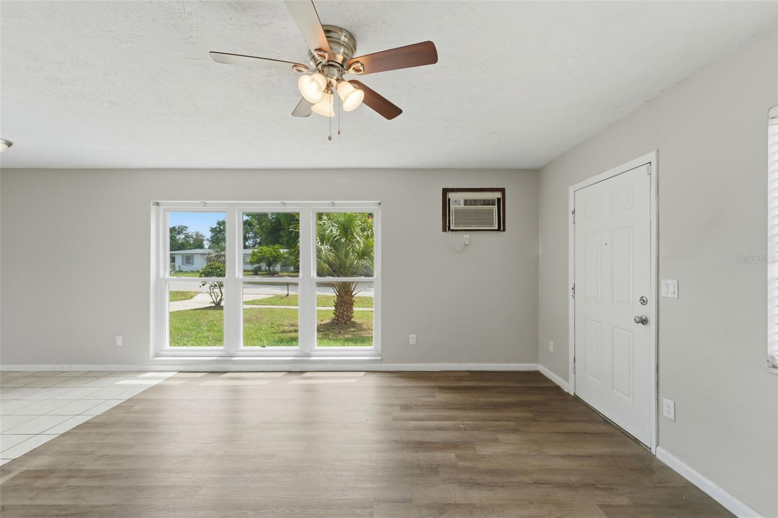 Image 6 of 26 For 794 Crawford Street