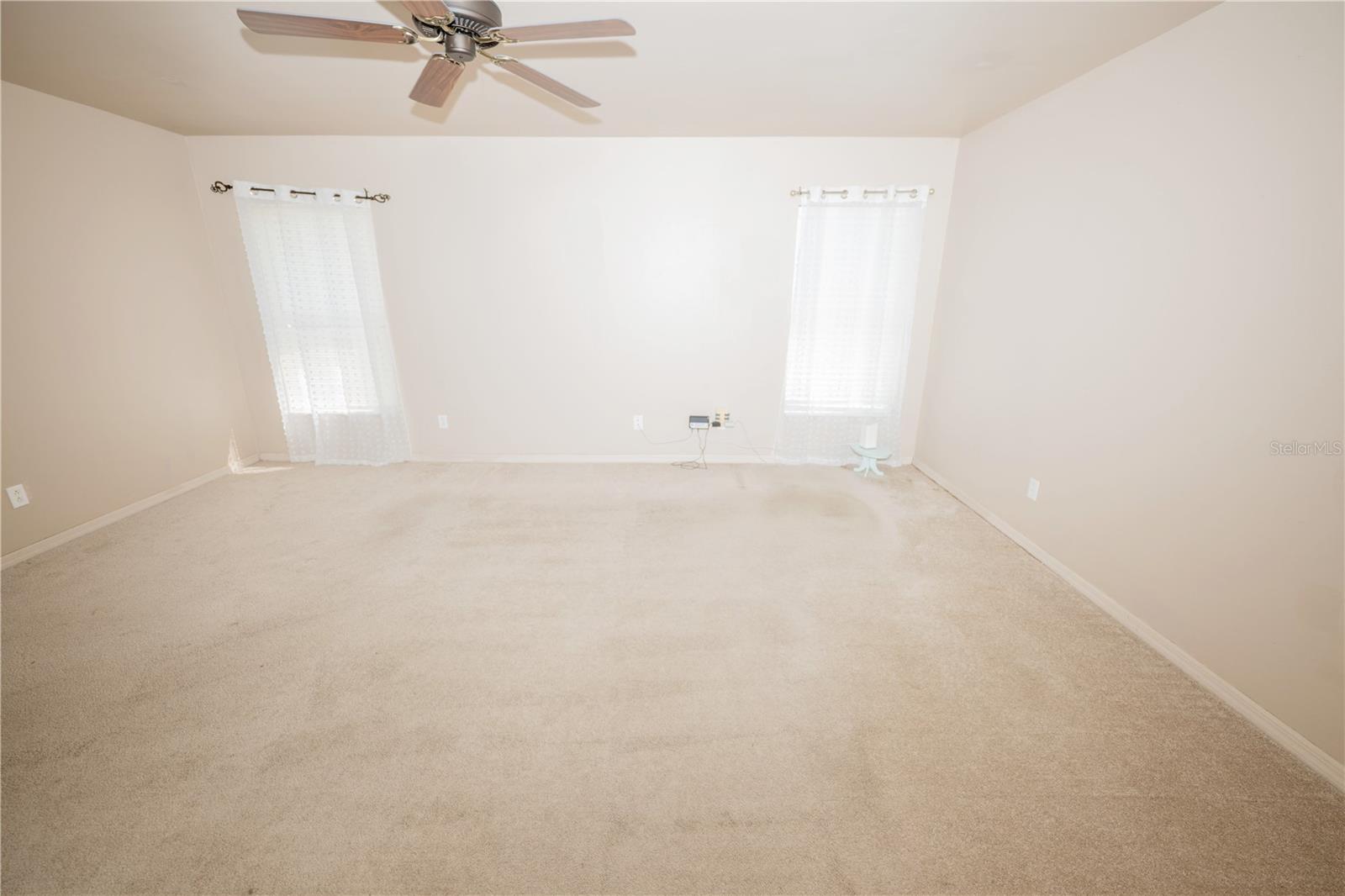 Listing photo id 10 for 4129 19th Place