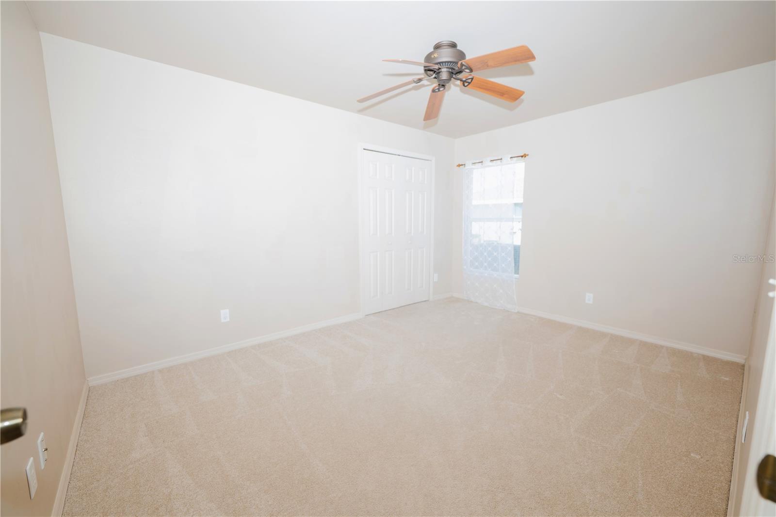 Listing photo id 22 for 4129 19th Place