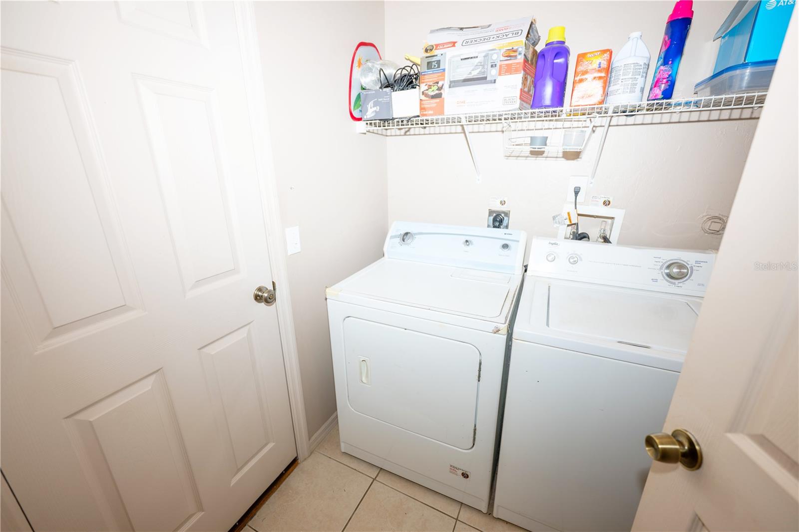 Listing photo id 28 for 4129 19th Place