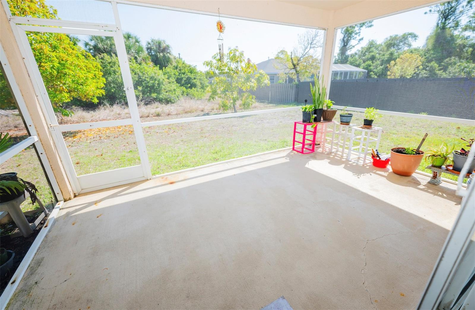 Listing photo id 40 for 4129 19th Place