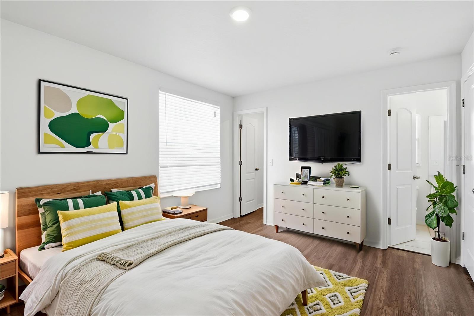 Image 11 of 79 For 9810 Ocasta Street