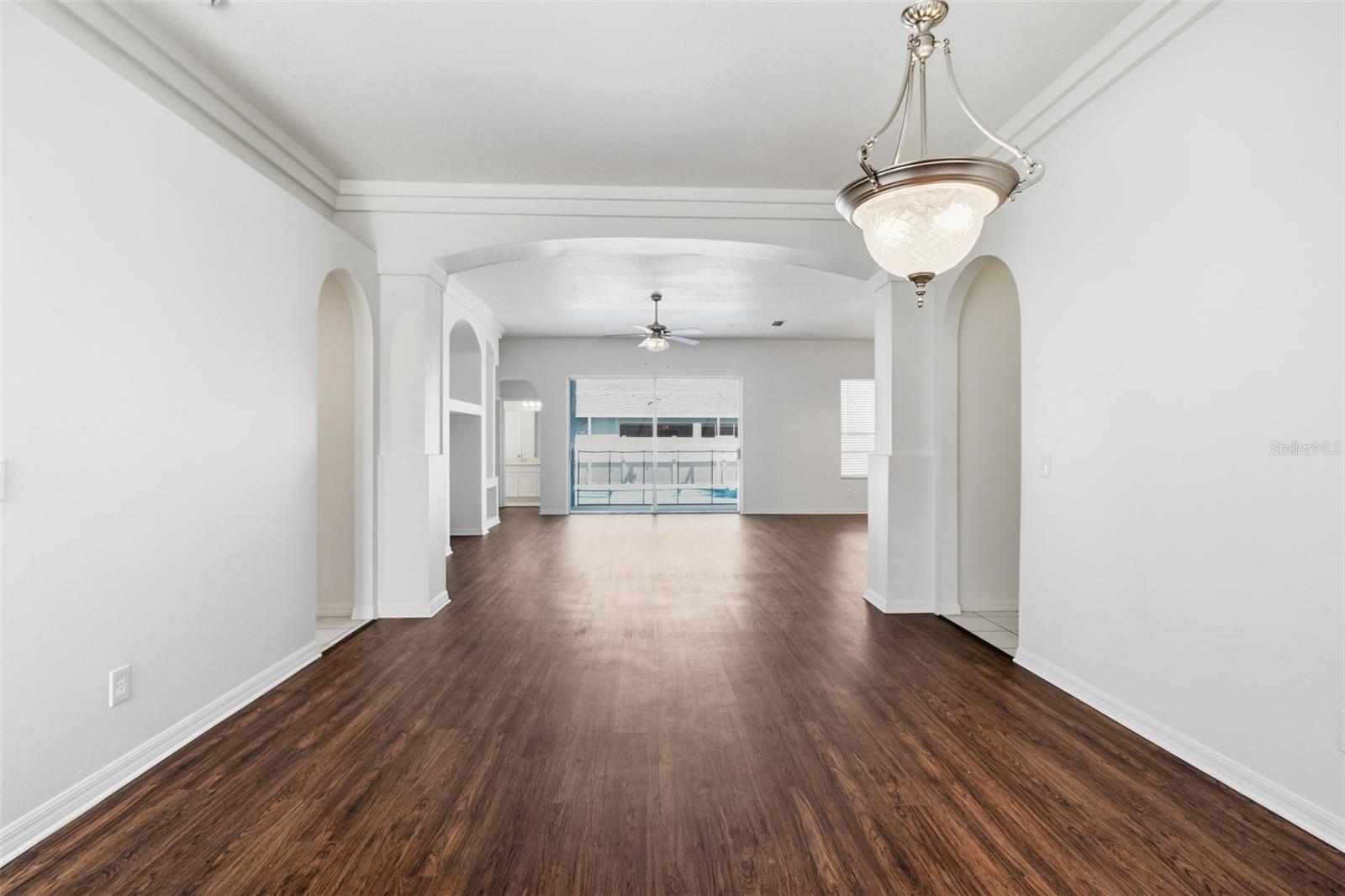 Image 13 of 79 For 9810 Ocasta Street