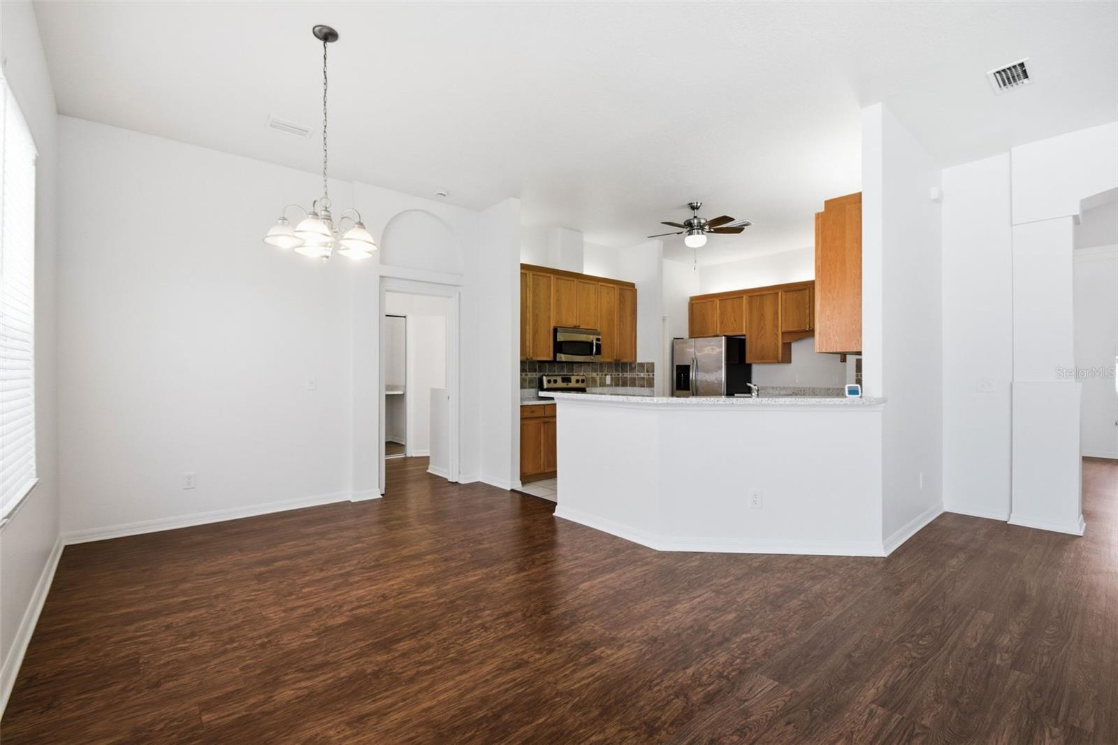 Image 22 of 79 For 9810 Ocasta Street