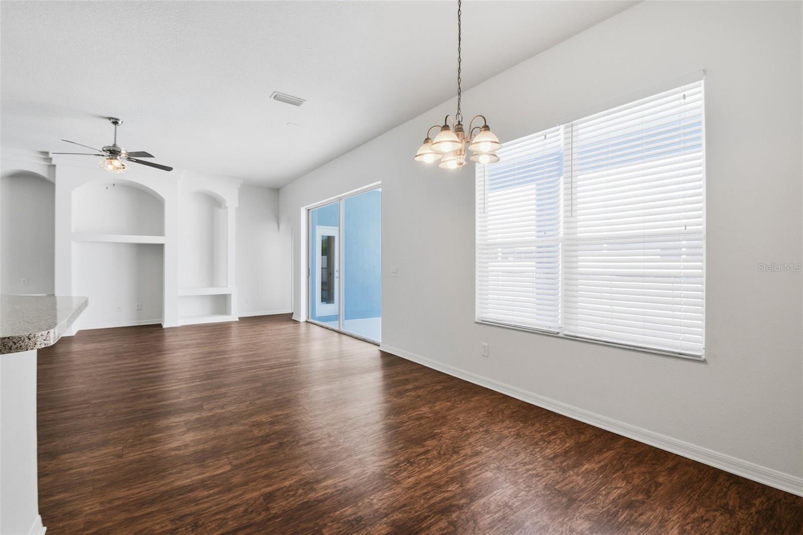 Image 25 of 79 For 9810 Ocasta Street