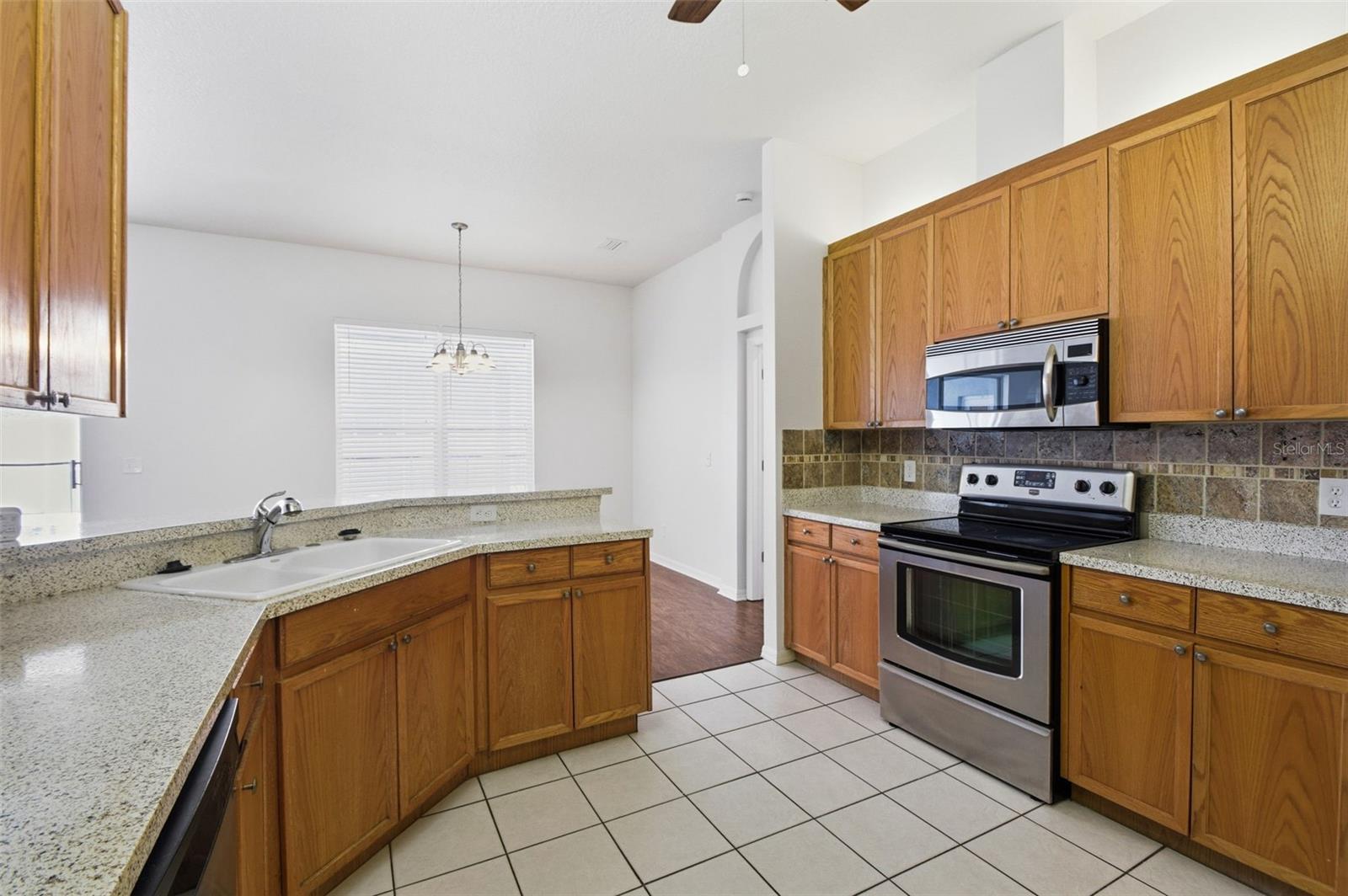 Image 31 of 79 For 9810 Ocasta Street