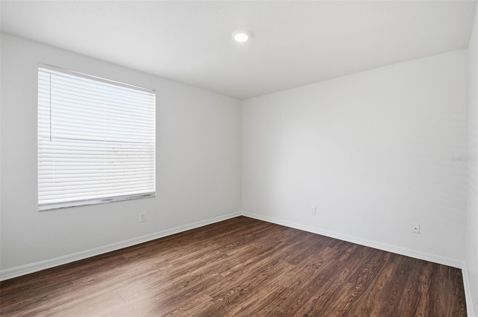 Image 36 of 79 For 9810 Ocasta Street