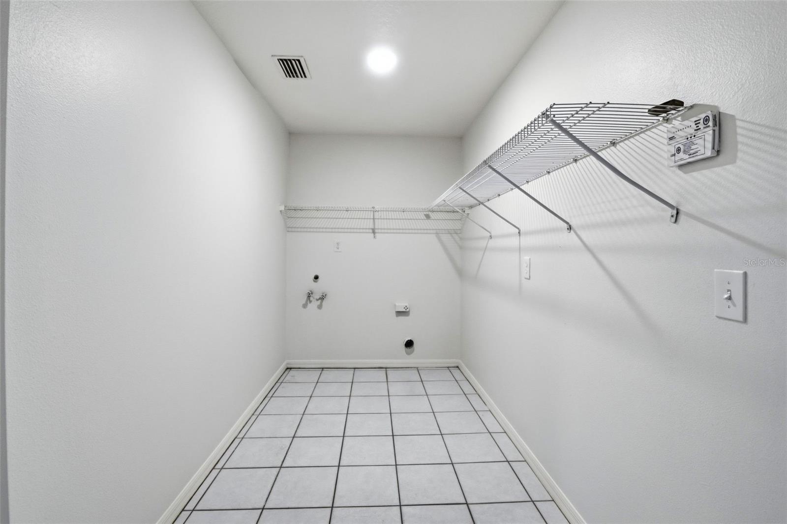 Image 66 of 79 For 9810 Ocasta Street