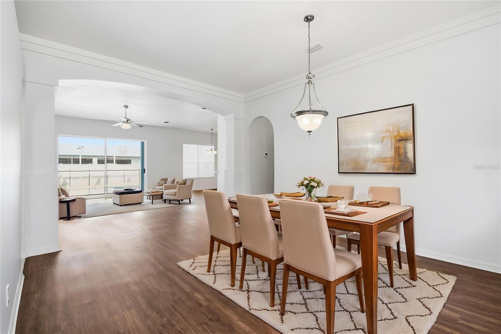 Image 7 of 79 For 9810 Ocasta Street