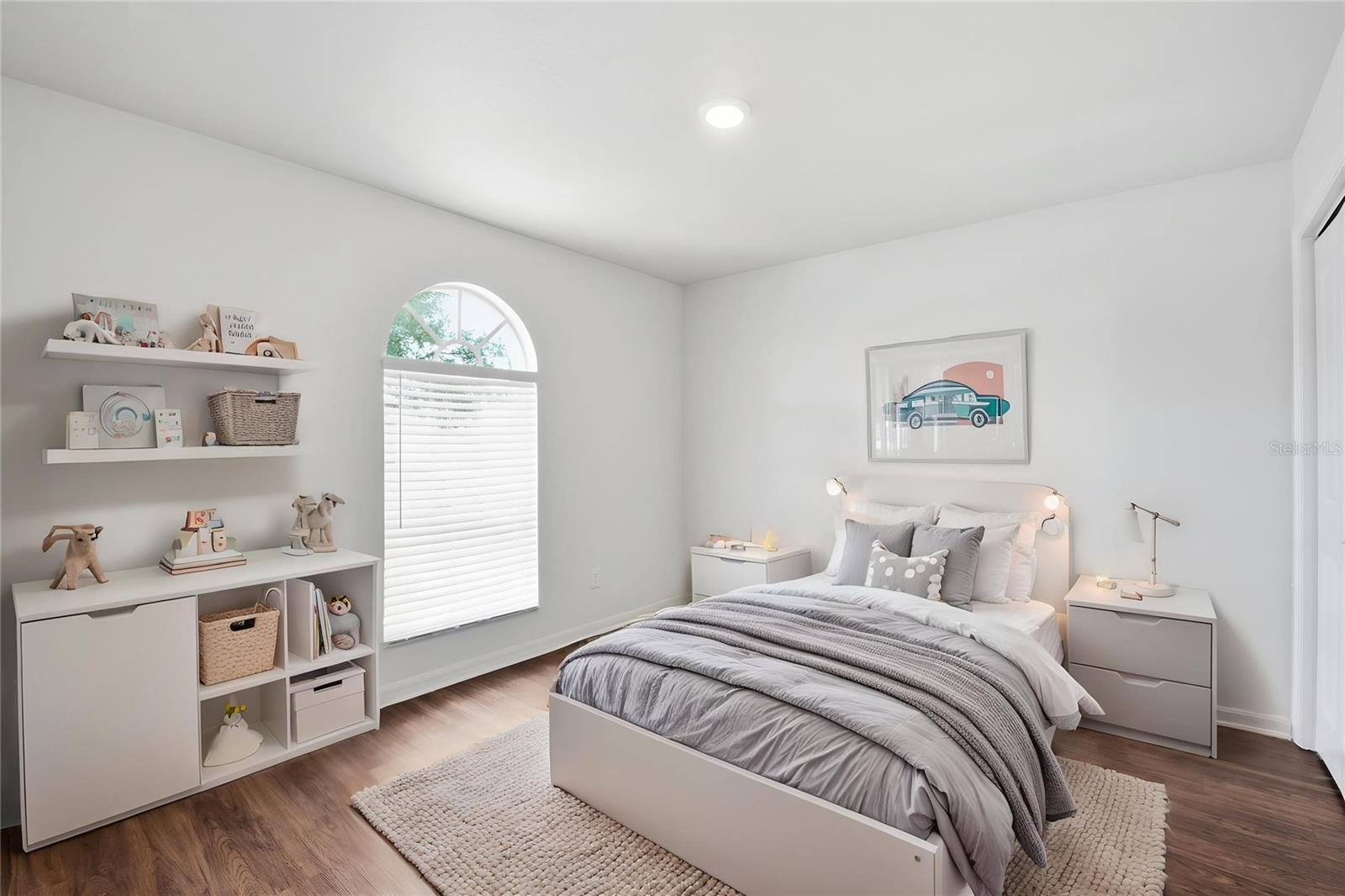 Image 9 of 79 For 9810 Ocasta Street