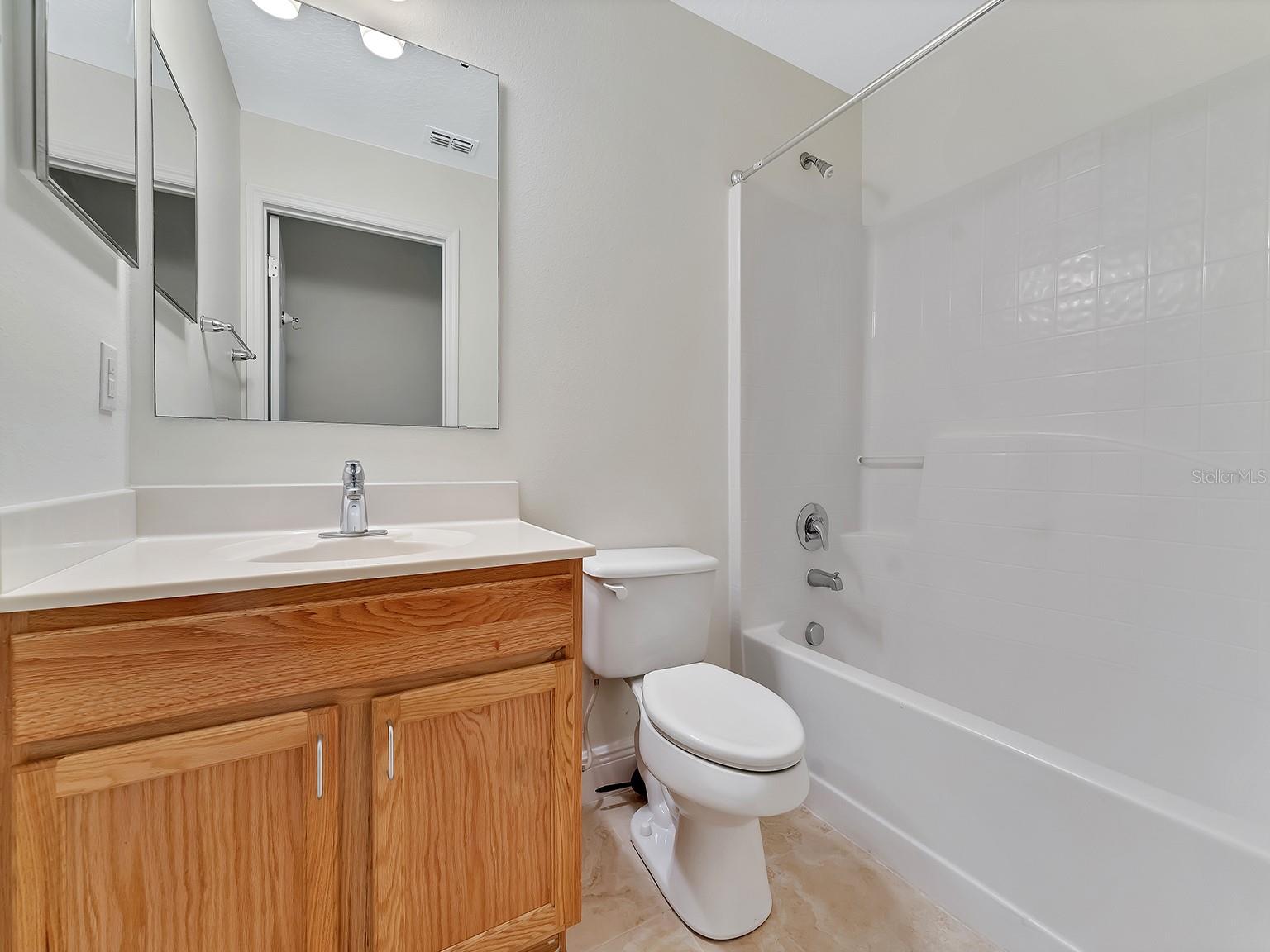 Image 14 of 16 For 2111 Corner Point Court