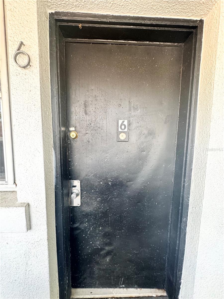 Image 3 of 16 For 704 Cordova Drive 6