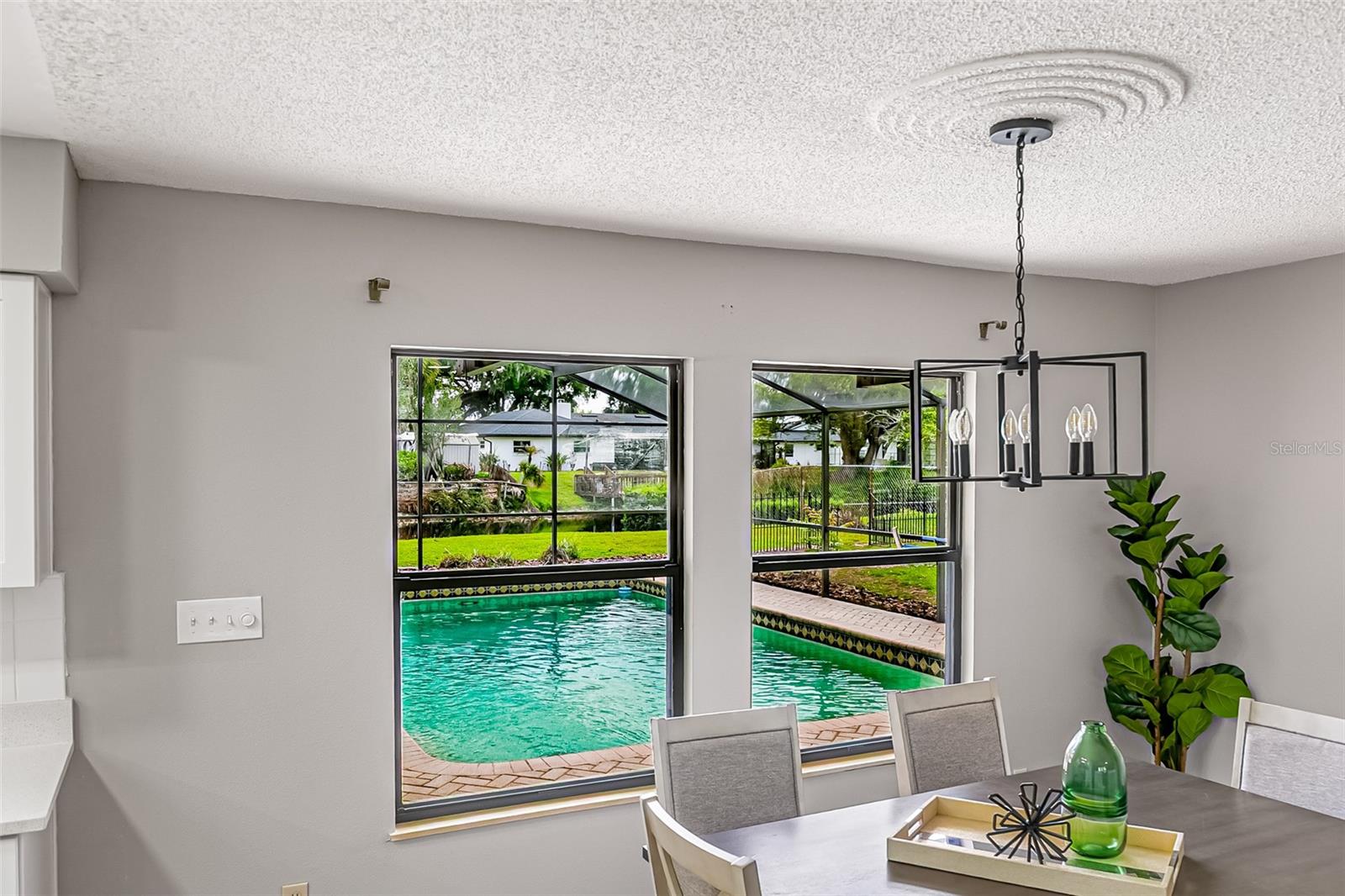 Image 24 of 100 For 150 Lake Destiny Trail