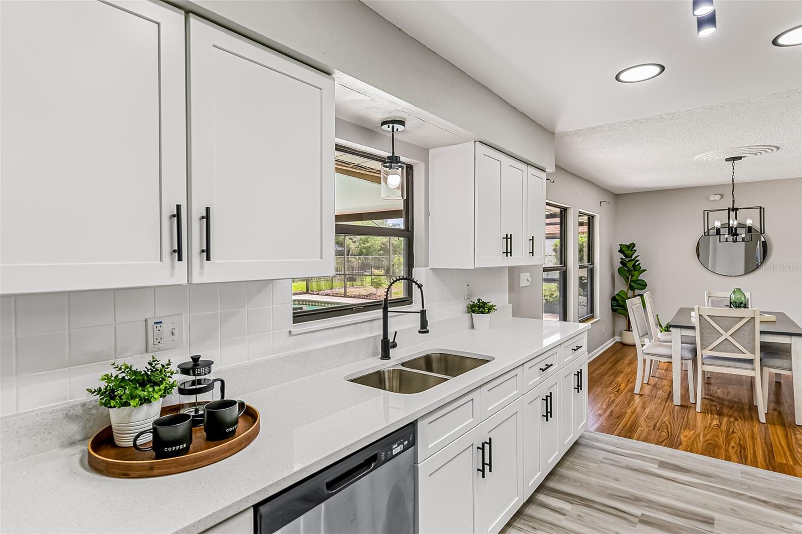 Image 31 of 100 For 150 Lake Destiny Trail