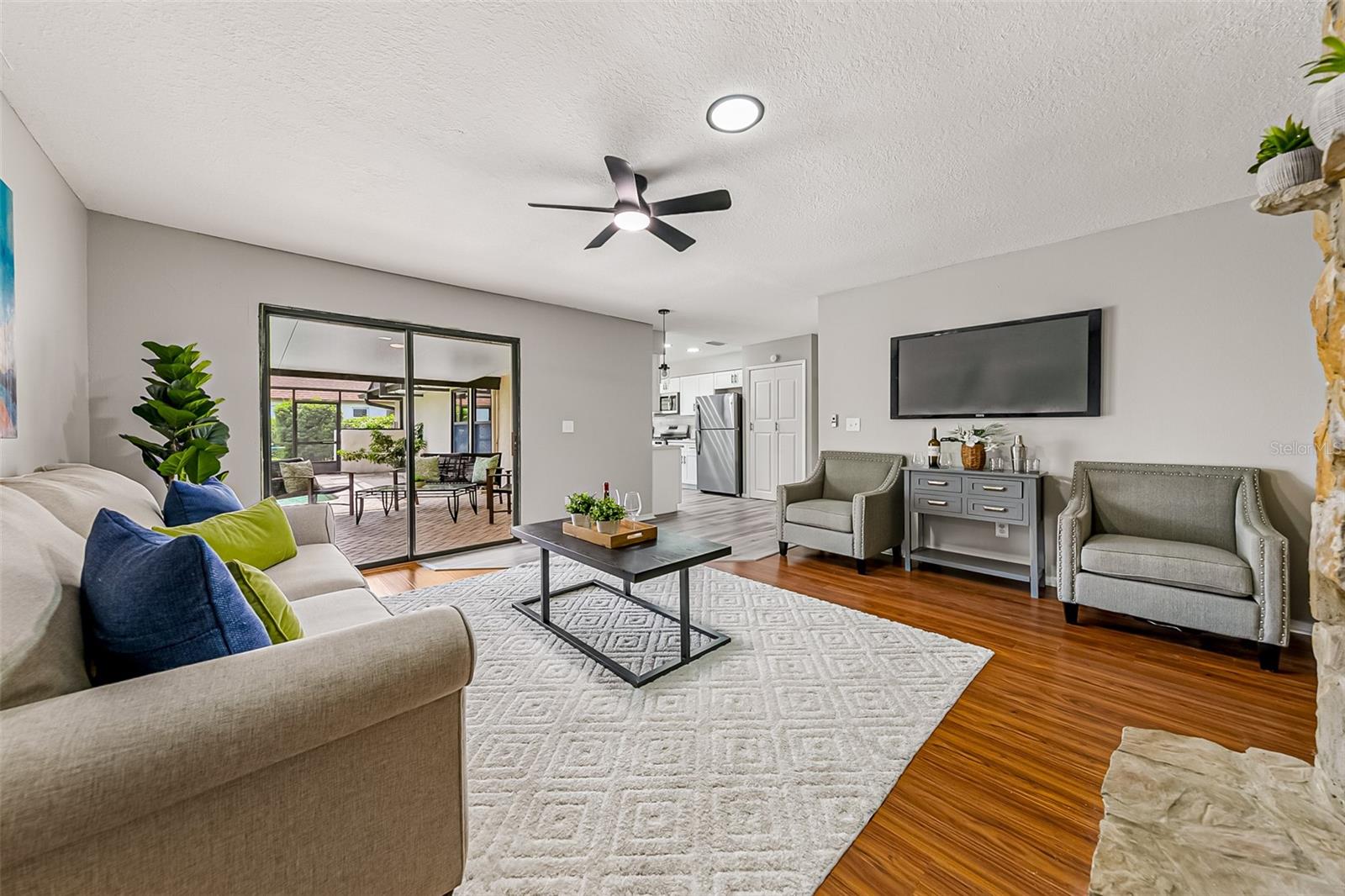 Image 35 of 100 For 150 Lake Destiny Trail