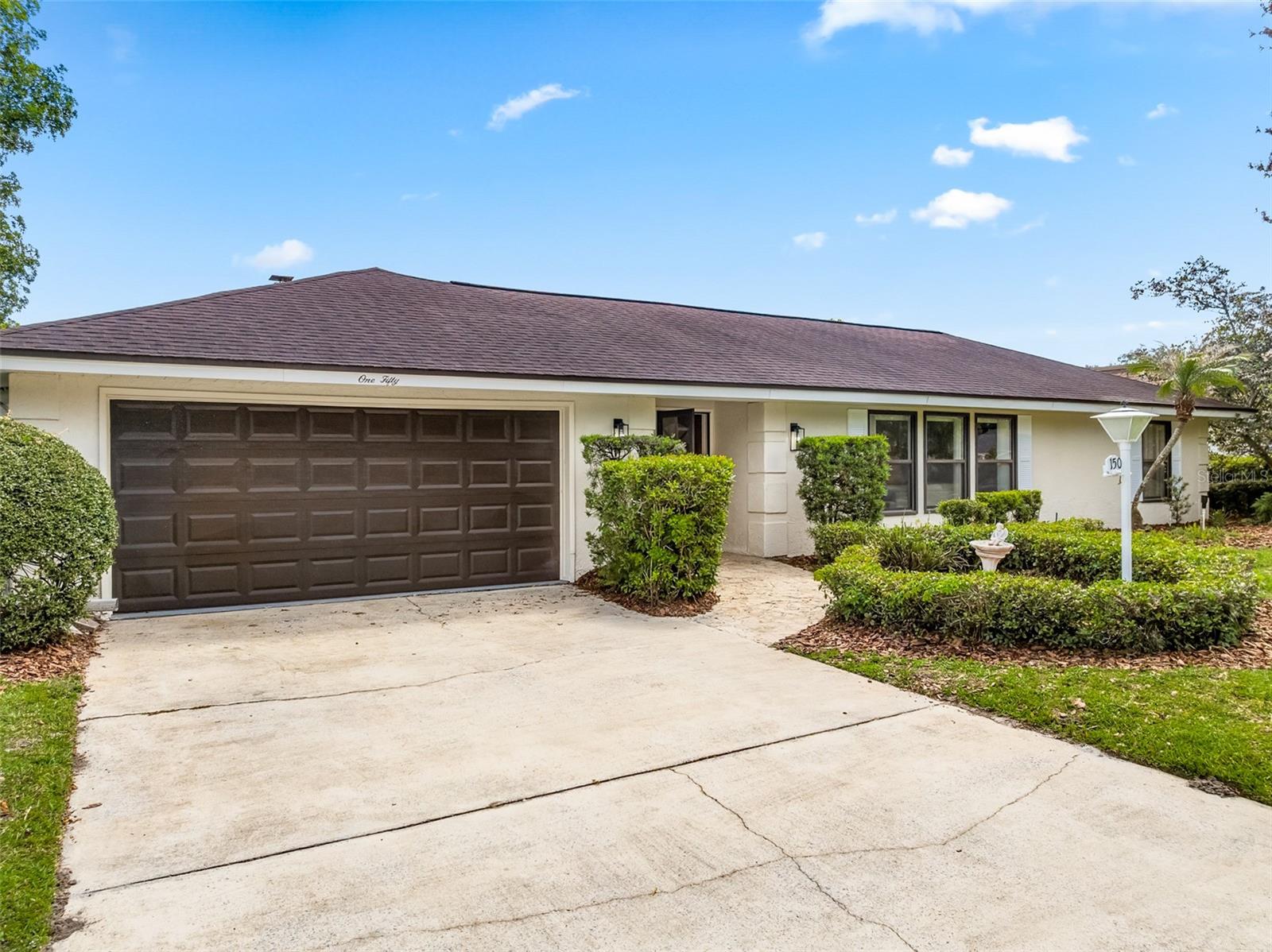 Image 4 of 100 For 150 Lake Destiny Trail