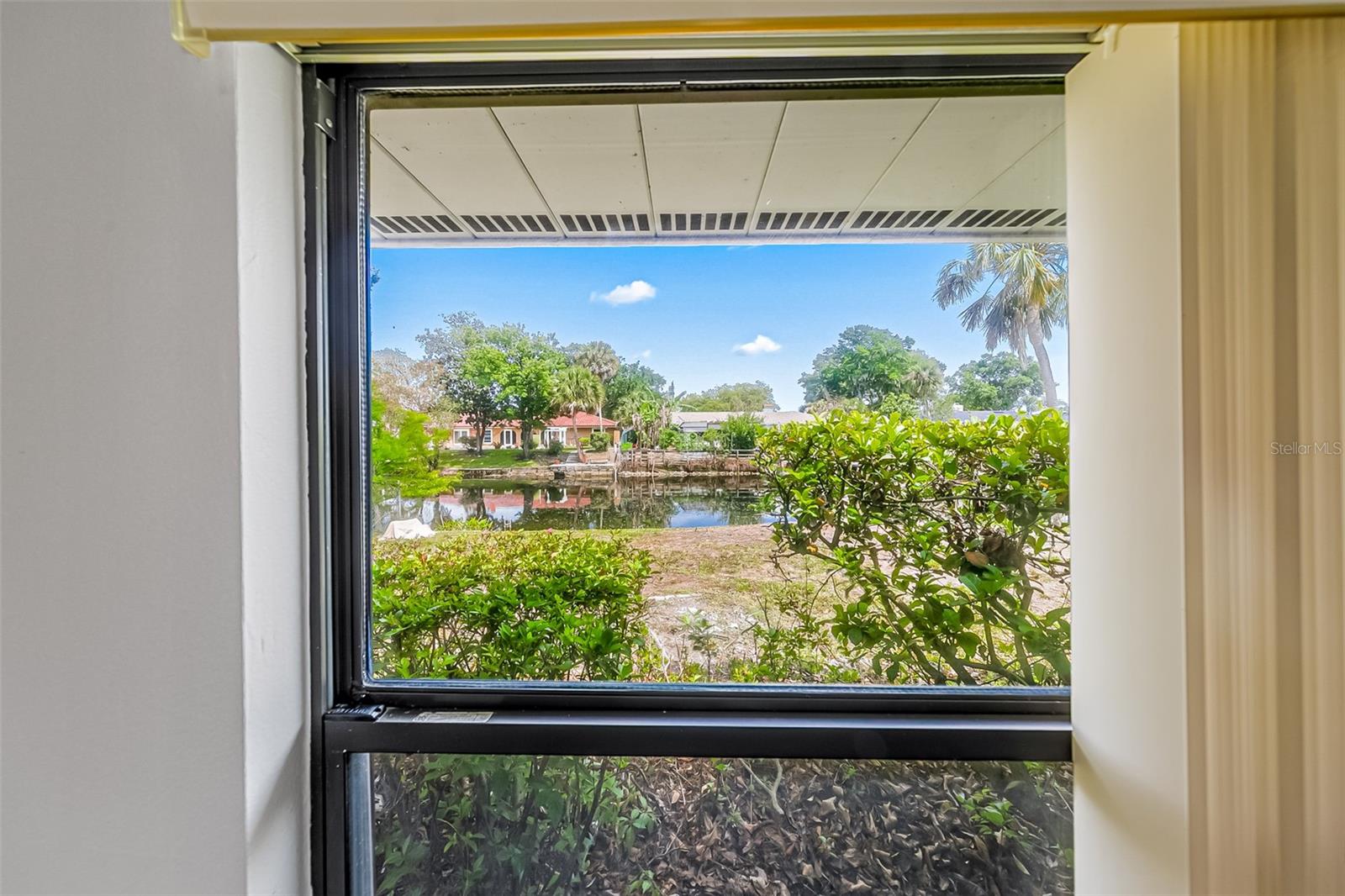 Image 45 of 100 For 150 Lake Destiny Trail