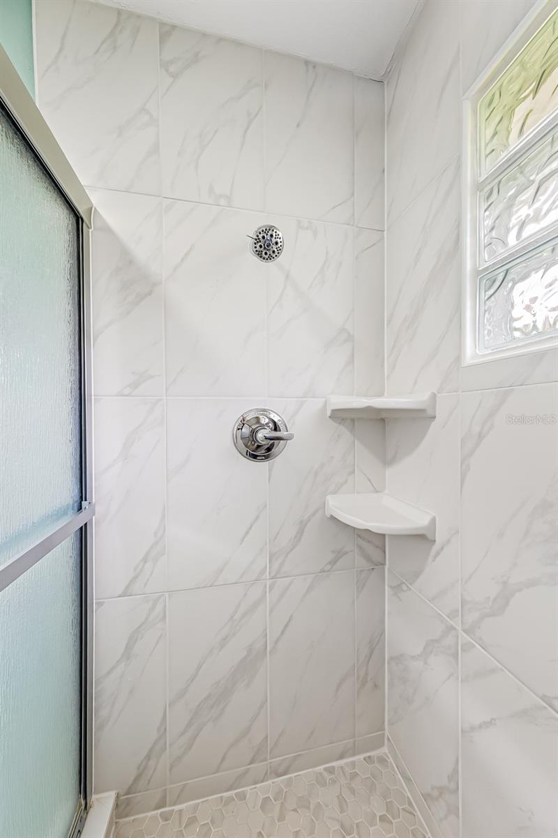 Image 59 of 100 For 150 Lake Destiny Trail