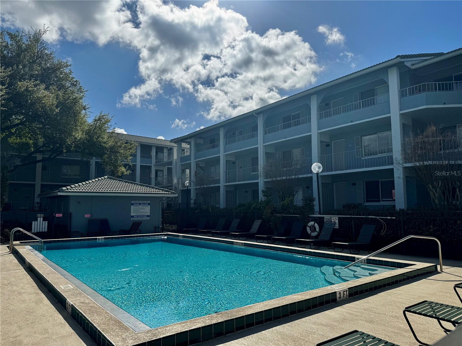 Image 13 of 25 For 120 Blue Point Way 320