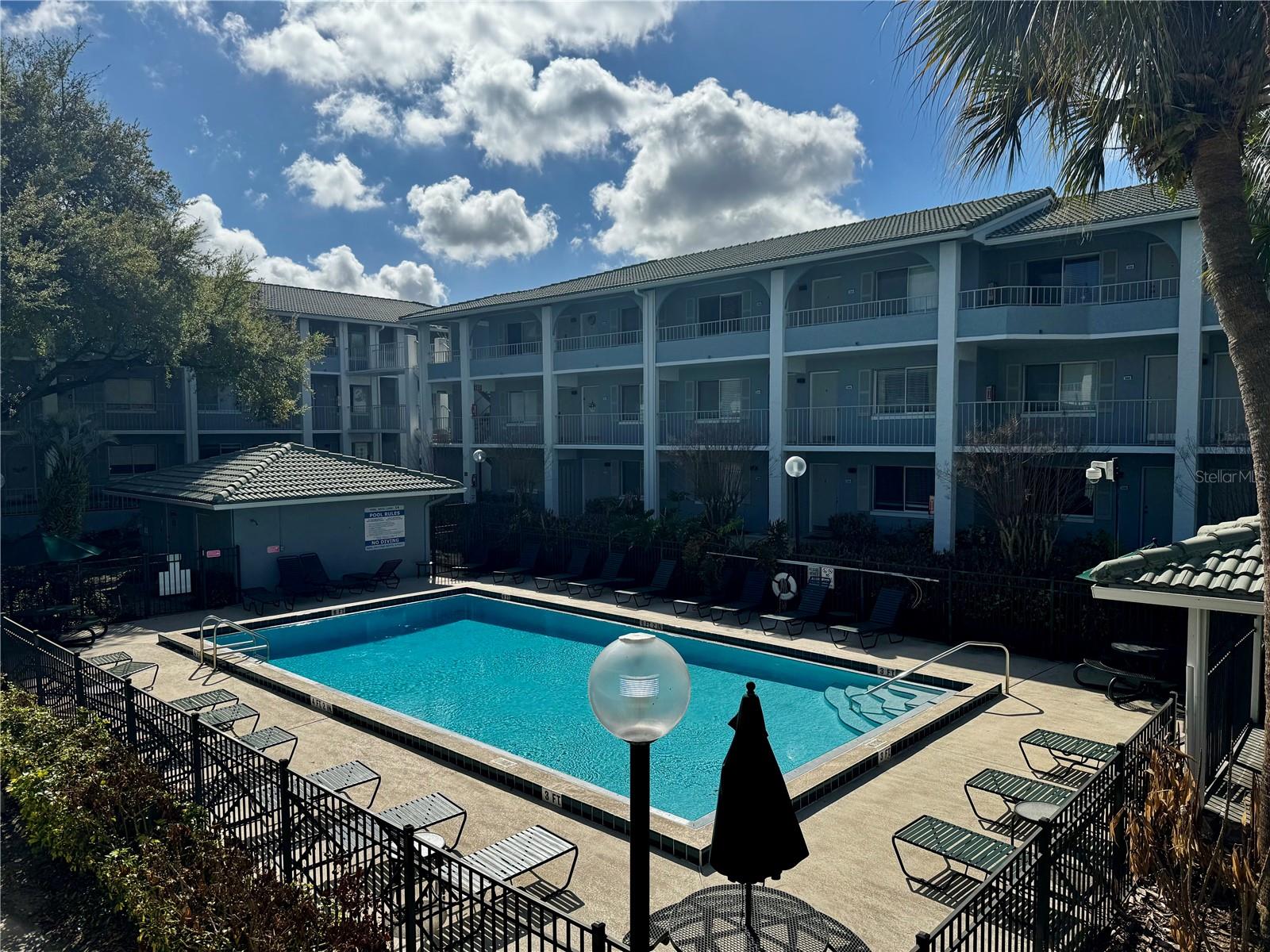 Image 20 of 25 For 120 Blue Point Way 320