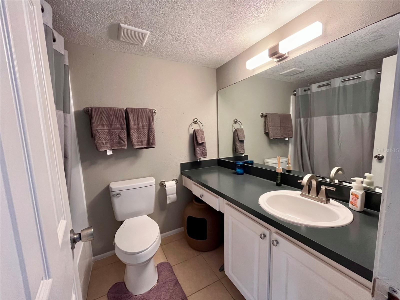 Image 8 of 25 For 120 Blue Point Way 320