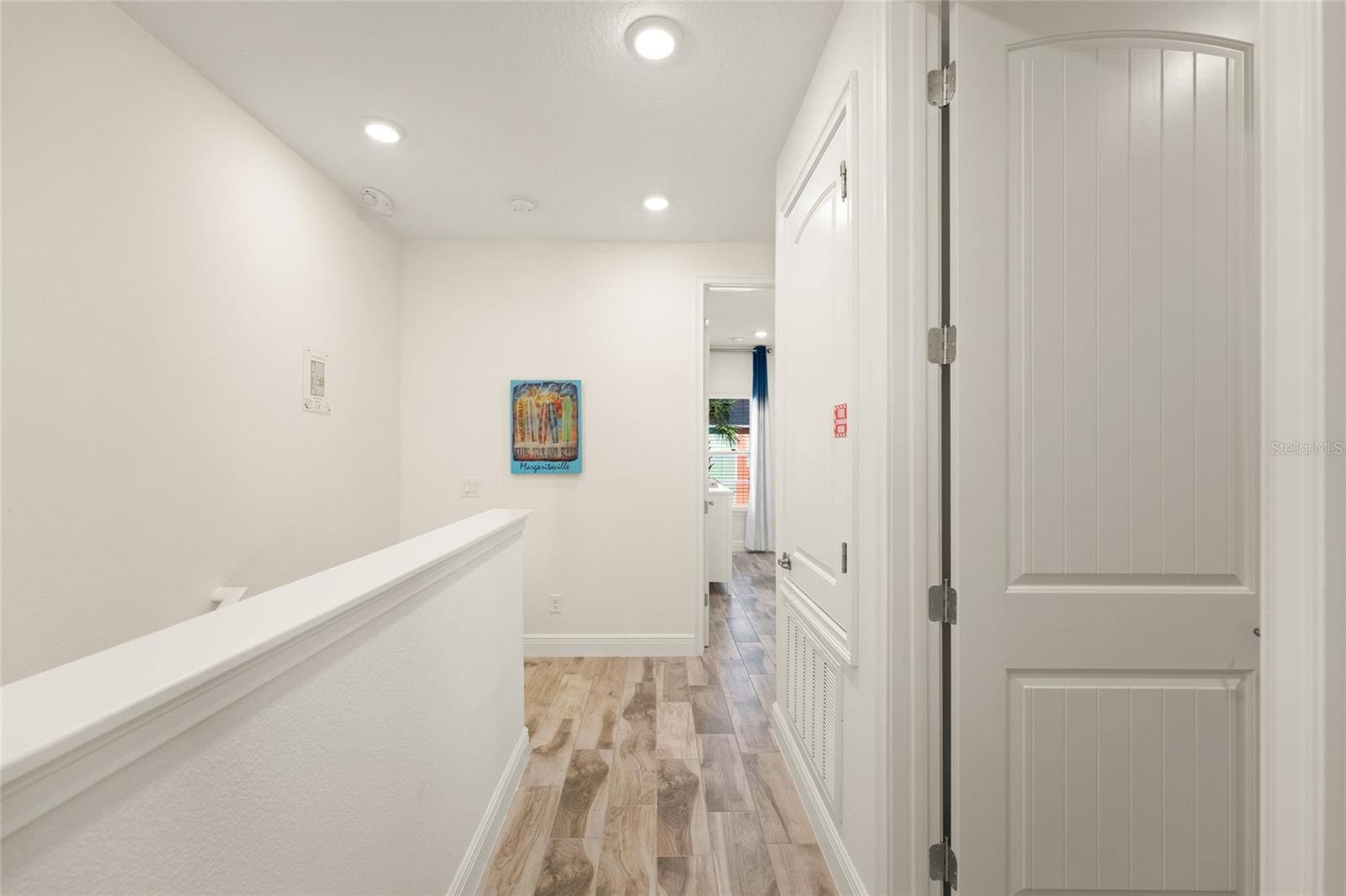 Image 30 of 95 For 8205 Surf Street