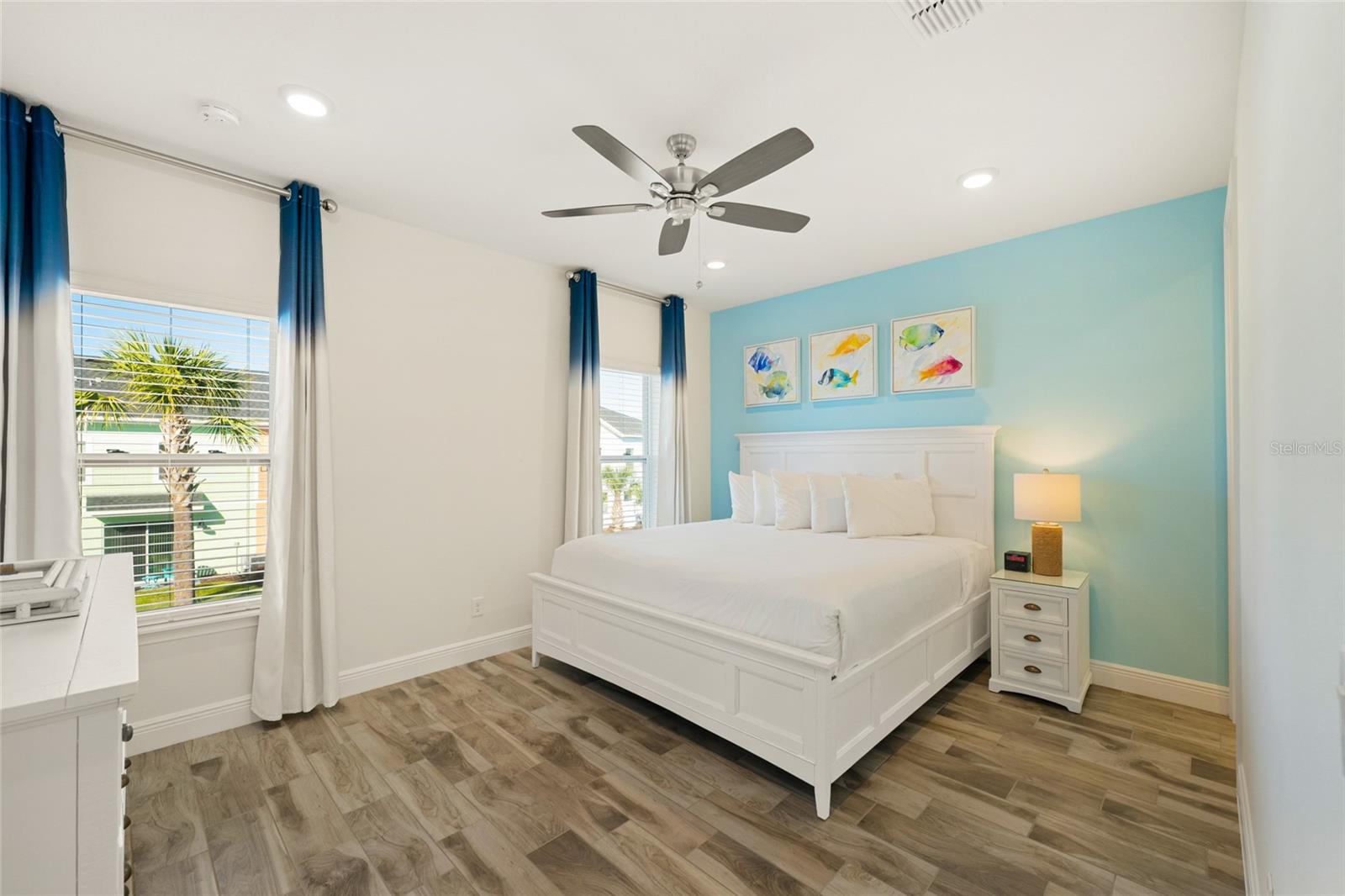 Image 32 of 95 For 8205 Surf Street