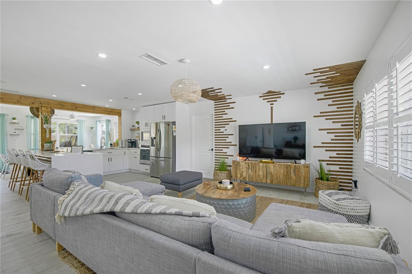 Image 5 of 33 For 2436 Constitution Boulevard