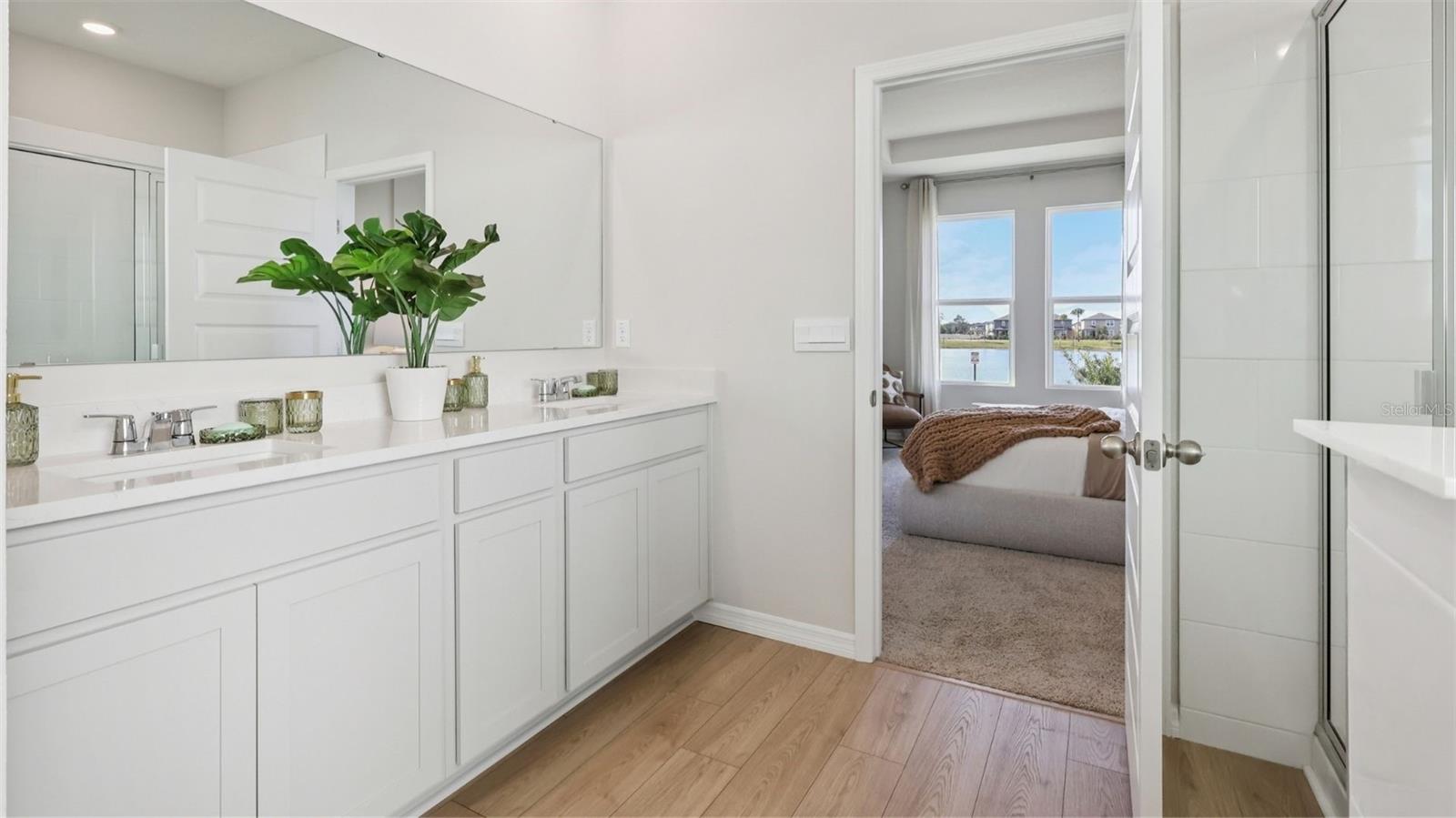 Image 10 of 26 For 2103 Ashwood Bluff Drive