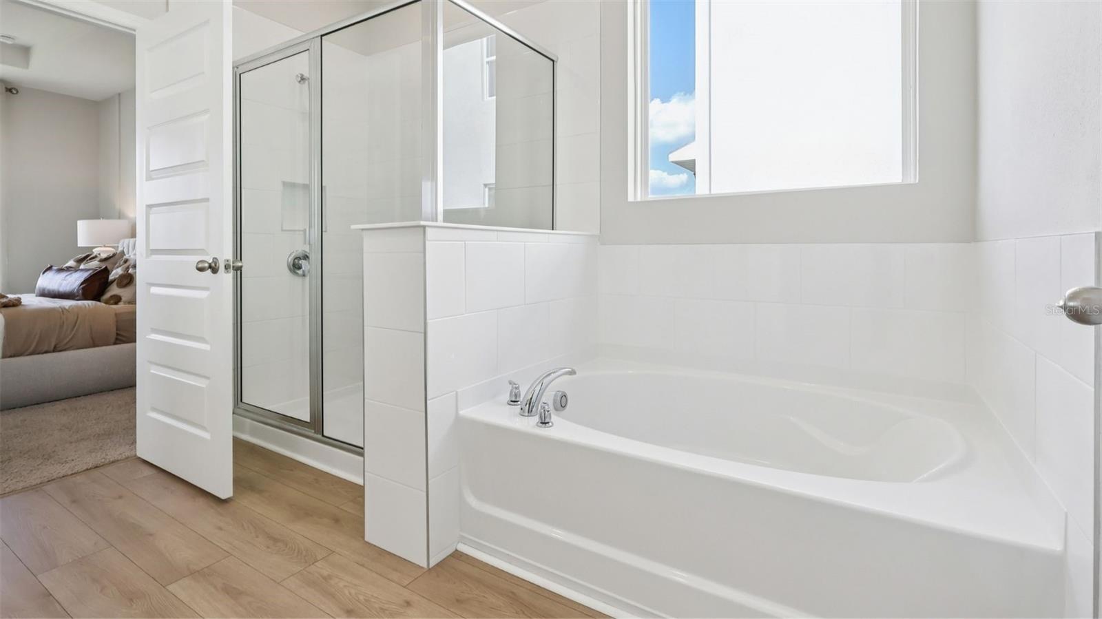 Image 11 of 26 For 2103 Ashwood Bluff Drive