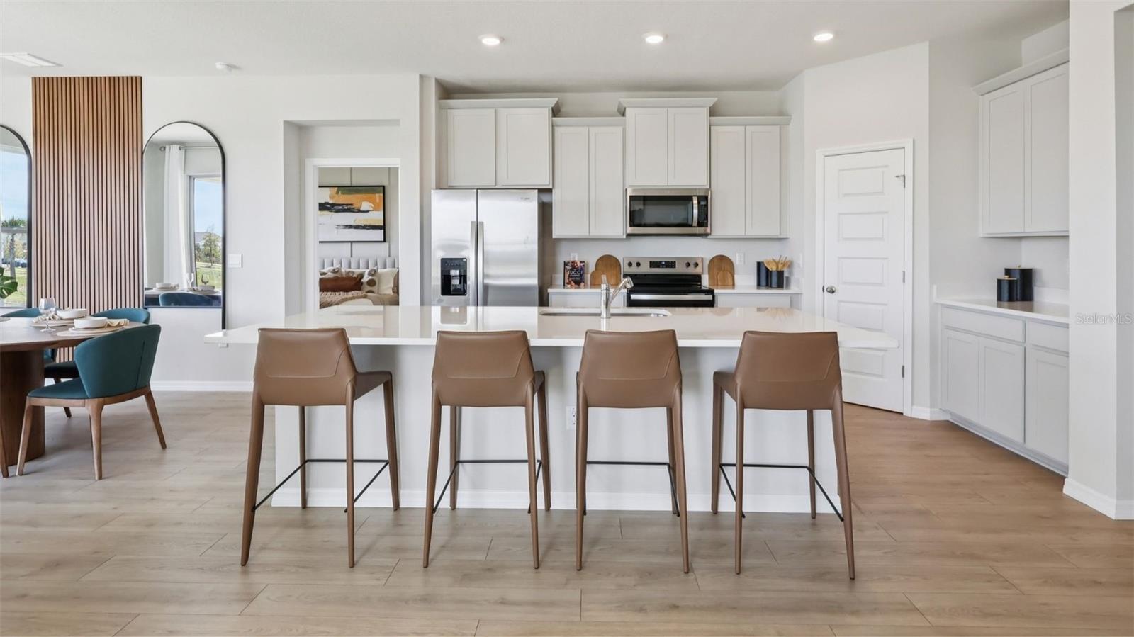 Image 5 of 26 For 2103 Ashwood Bluff Drive