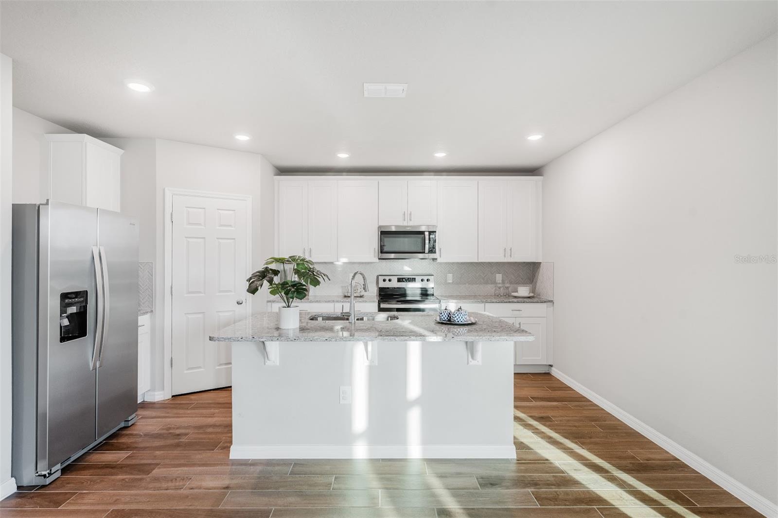 Image 12 of 42 For 5252 Sanders Oak Trail