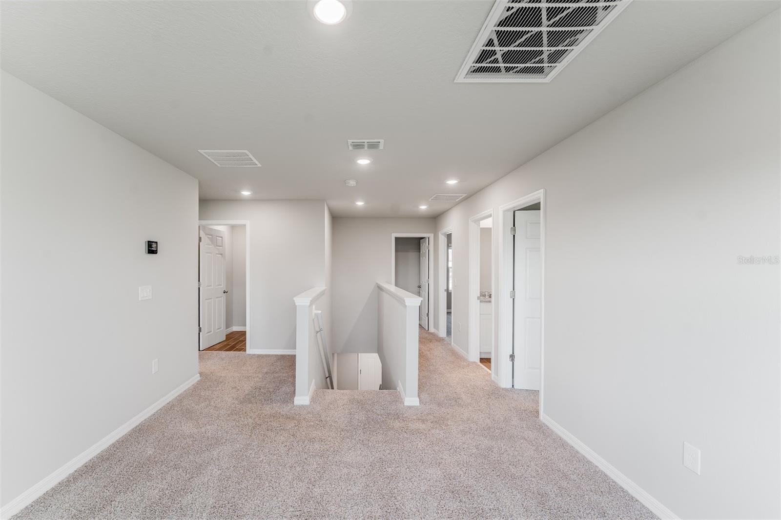 Image 20 of 42 For 5252 Sanders Oak Trail