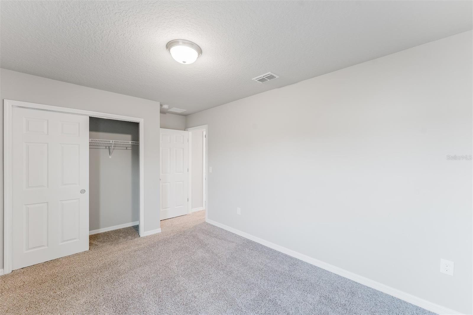 Image 26 of 42 For 5252 Sanders Oak Trail