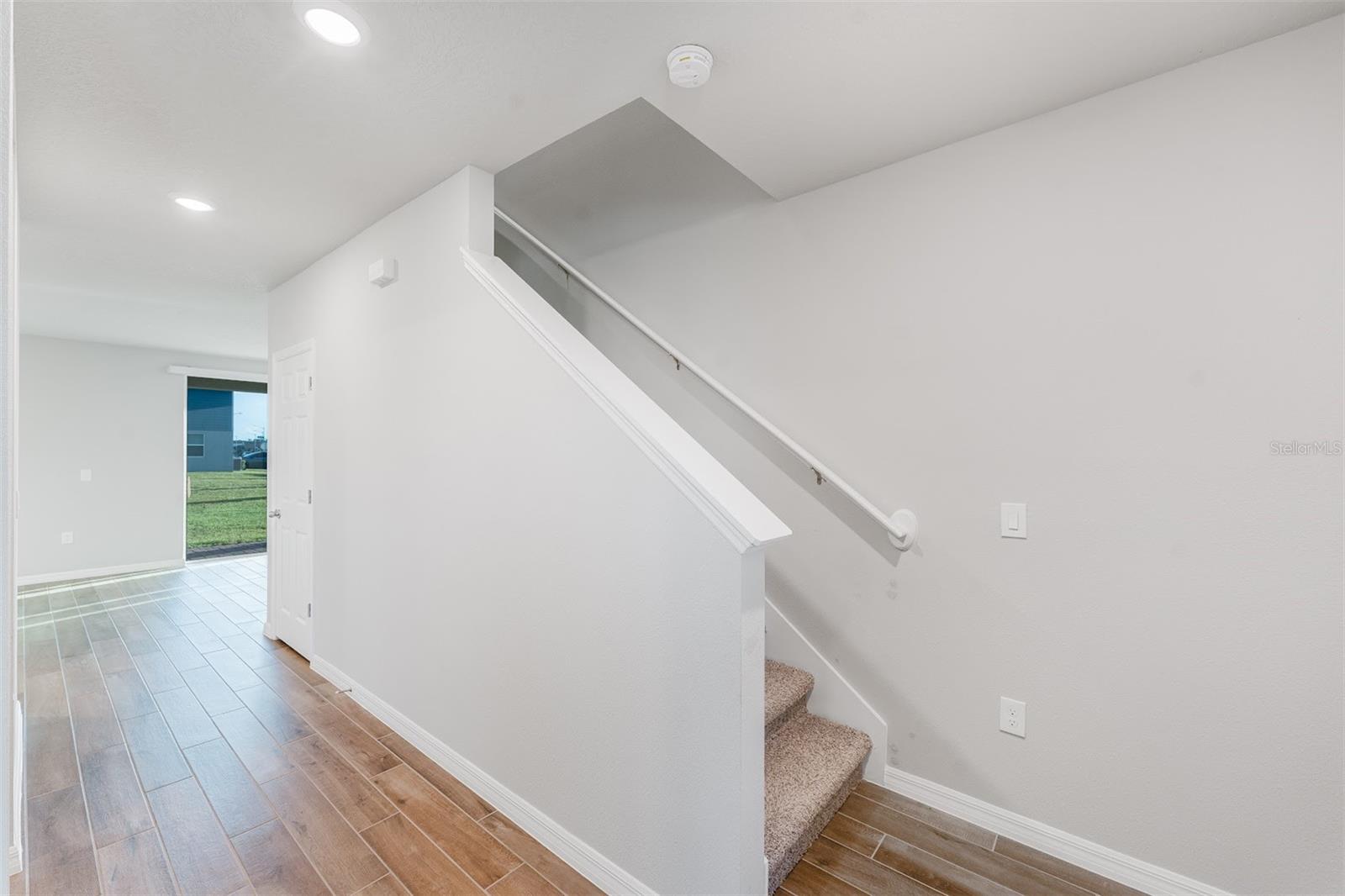 Image 7 of 42 For 5252 Sanders Oak Trail