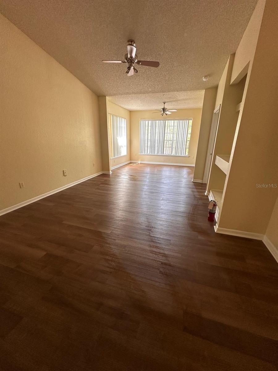 Image 6 of 14 For 13013 Mulberry Park Drive 224