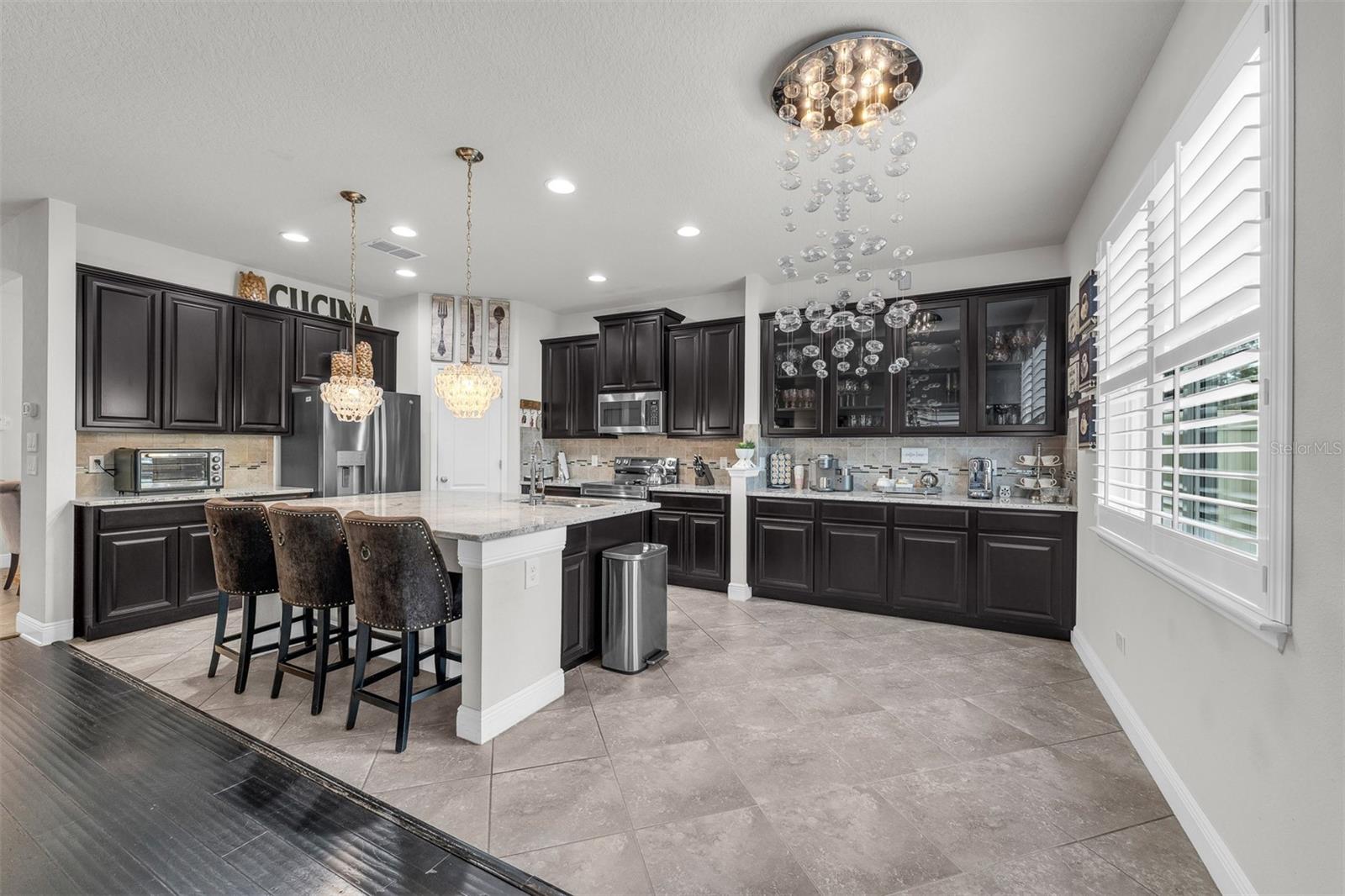 Image 11 of 56 For 14594 Caplock Drive