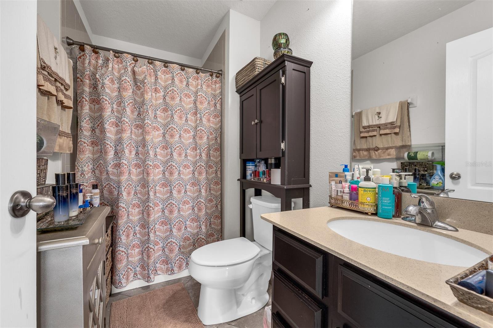 Image 30 of 56 For 14594 Caplock Drive