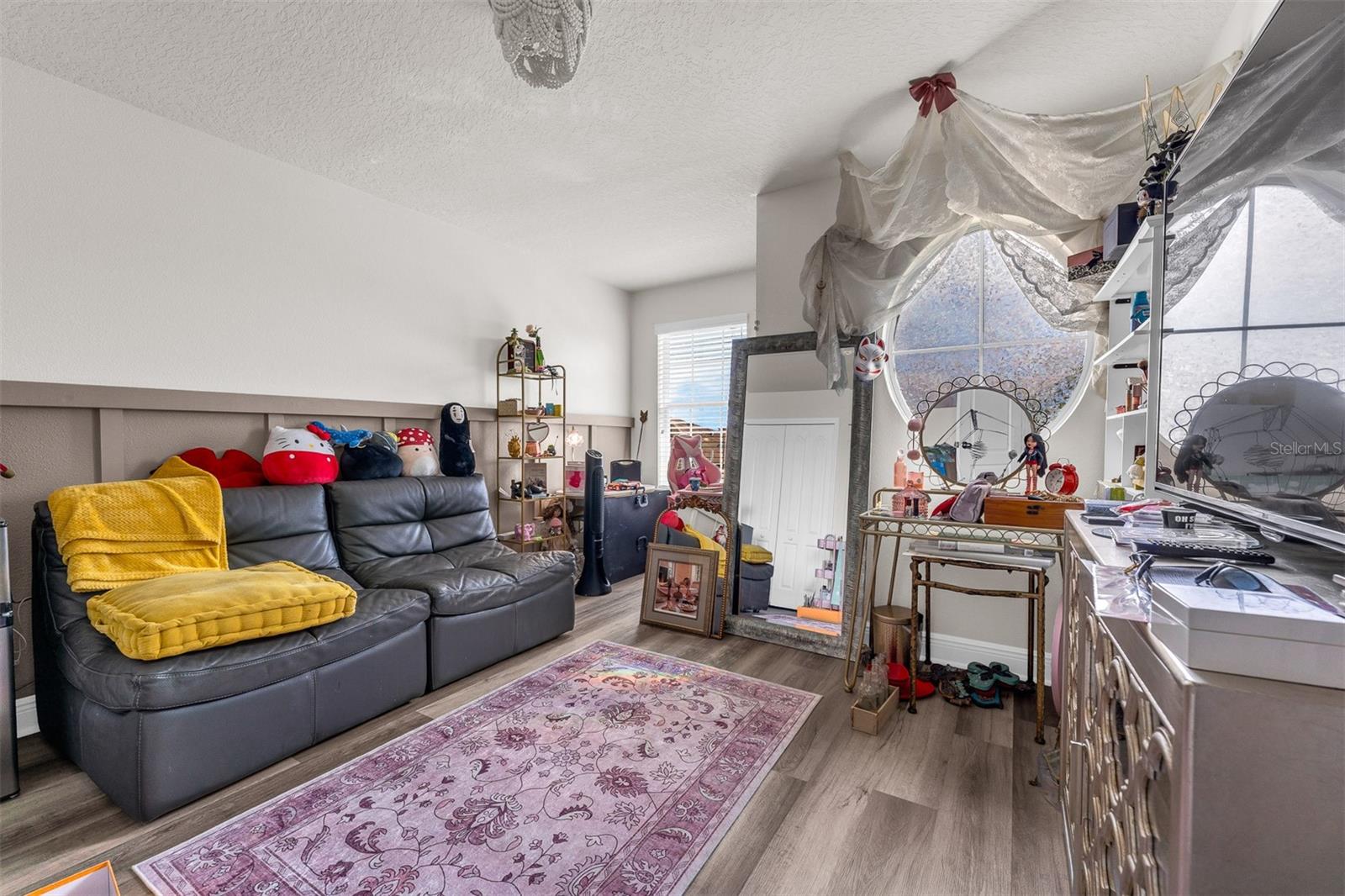 Image 31 of 56 For 14594 Caplock Drive