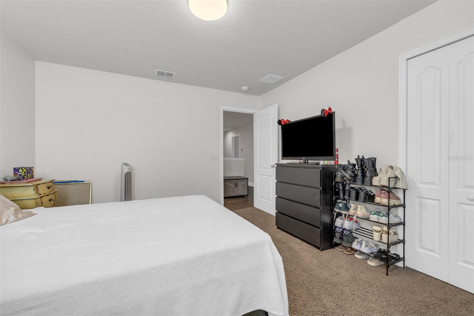 Image 34 of 56 For 14594 Caplock Drive