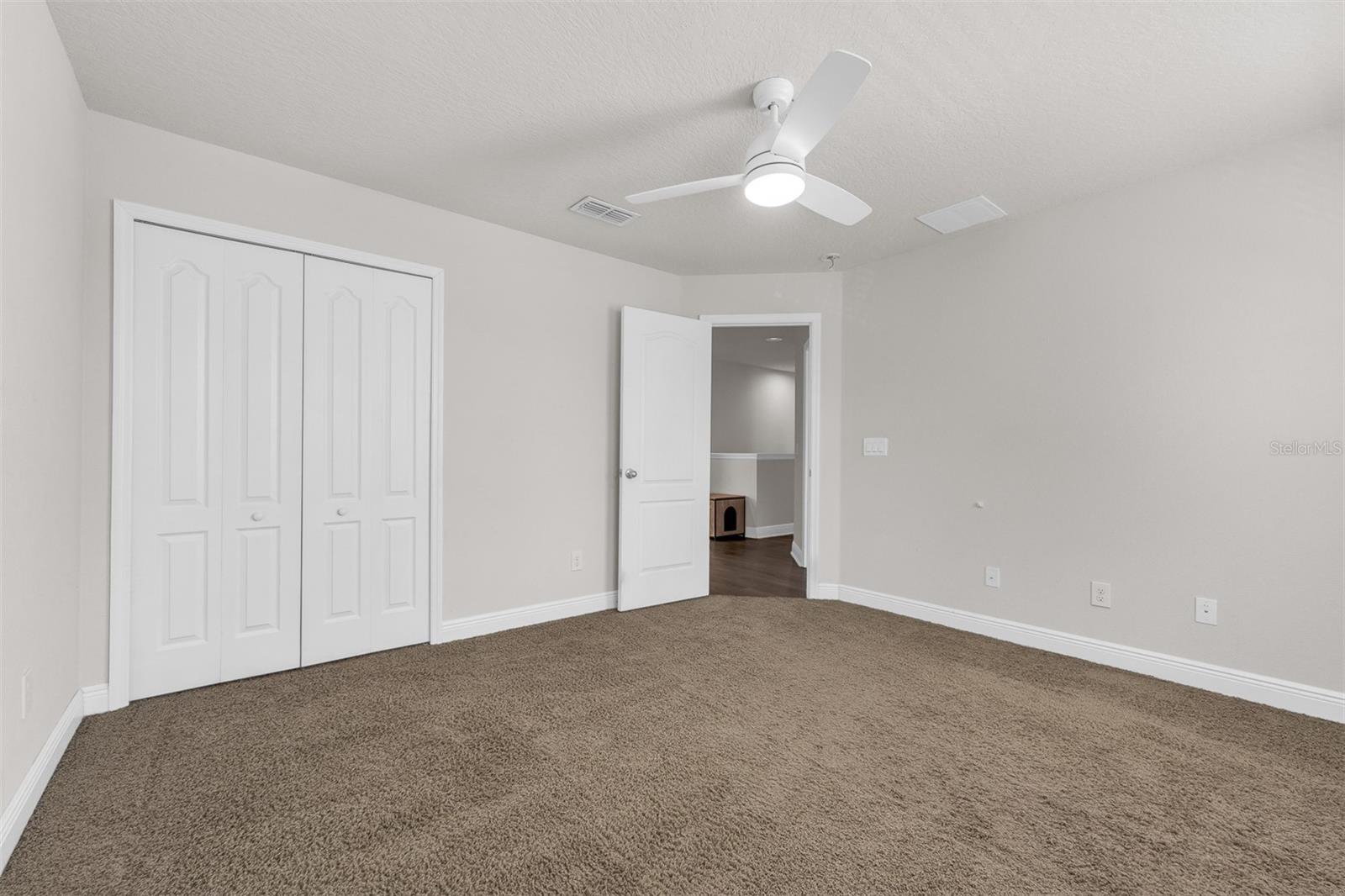 Image 37 of 56 For 14594 Caplock Drive