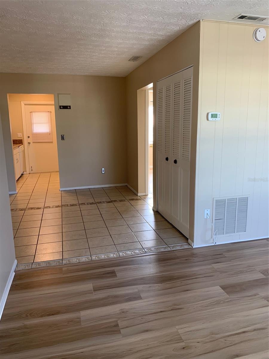 Image 13 of 17 For 5403 Hansel Avenue G6