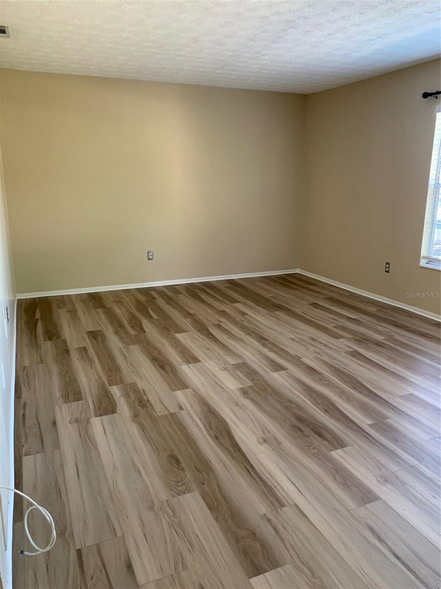 Image 14 of 17 For 5403 Hansel Avenue G6