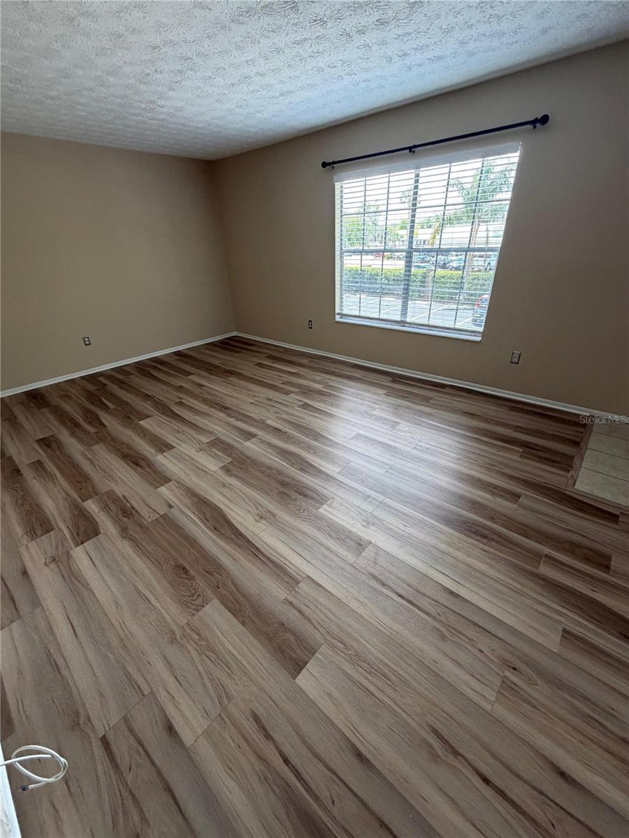 Image 8 of 17 For 5403 Hansel Avenue G6