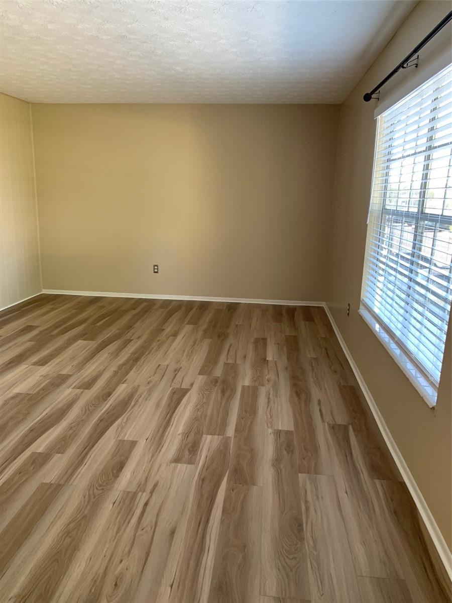 Image 9 of 17 For 5403 Hansel Avenue G6