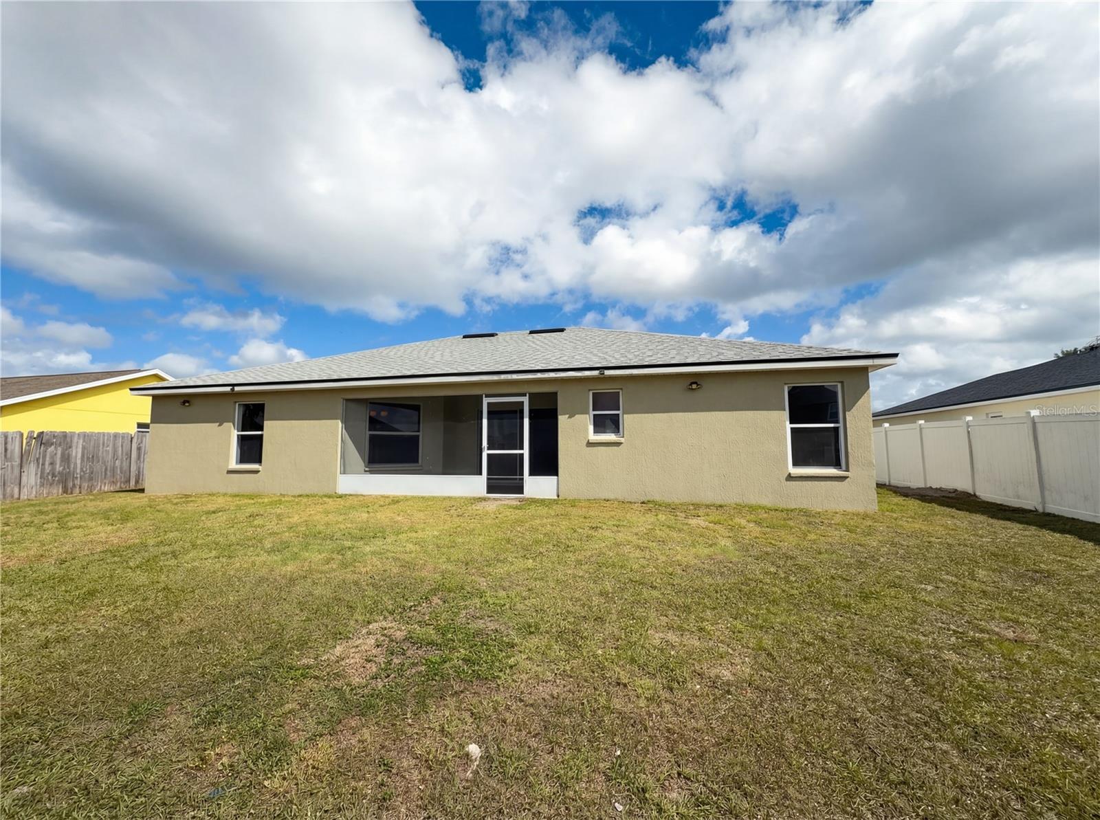 Image 17 of 18 For 1034 Summer Glen Drive