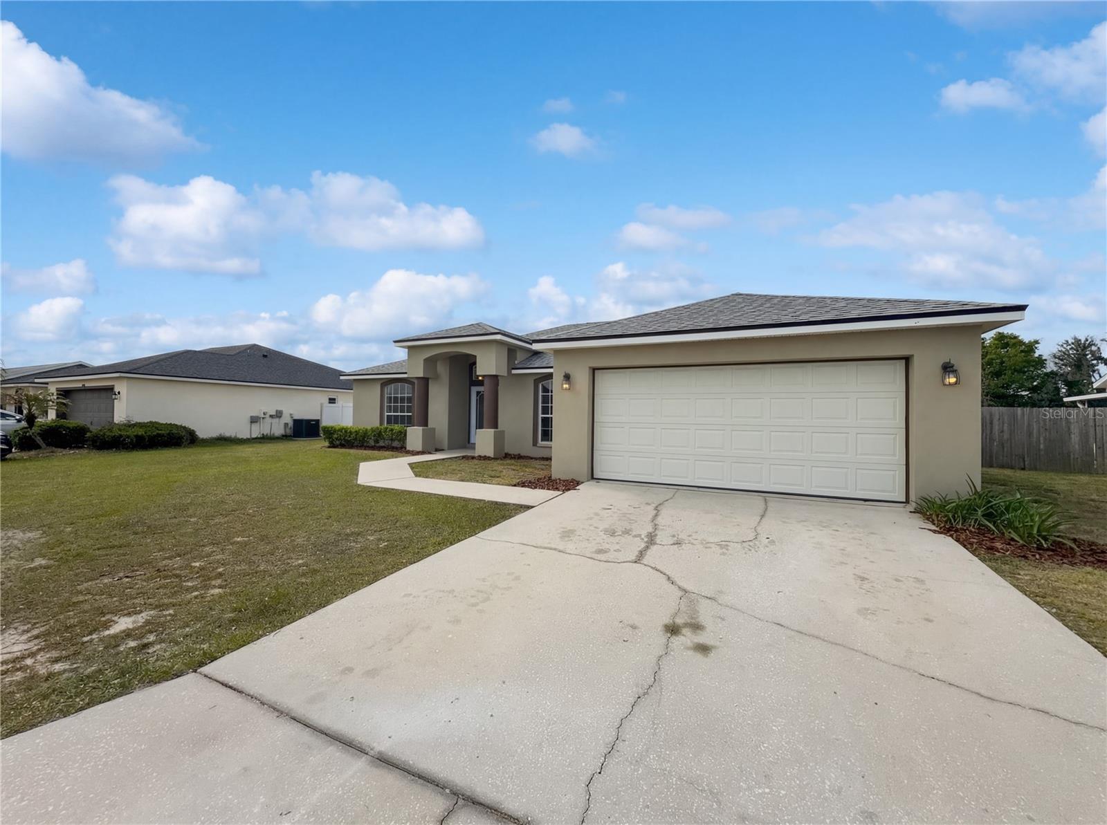 Image 2 of 18 For 1034 Summer Glen Drive