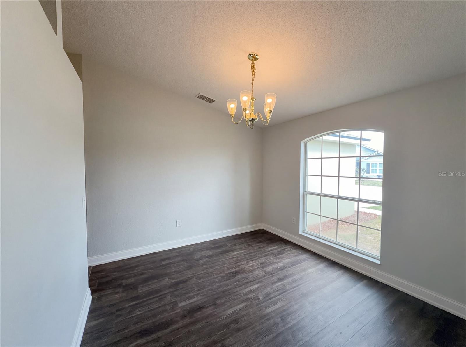 Image 8 of 18 For 1034 Summer Glen Drive