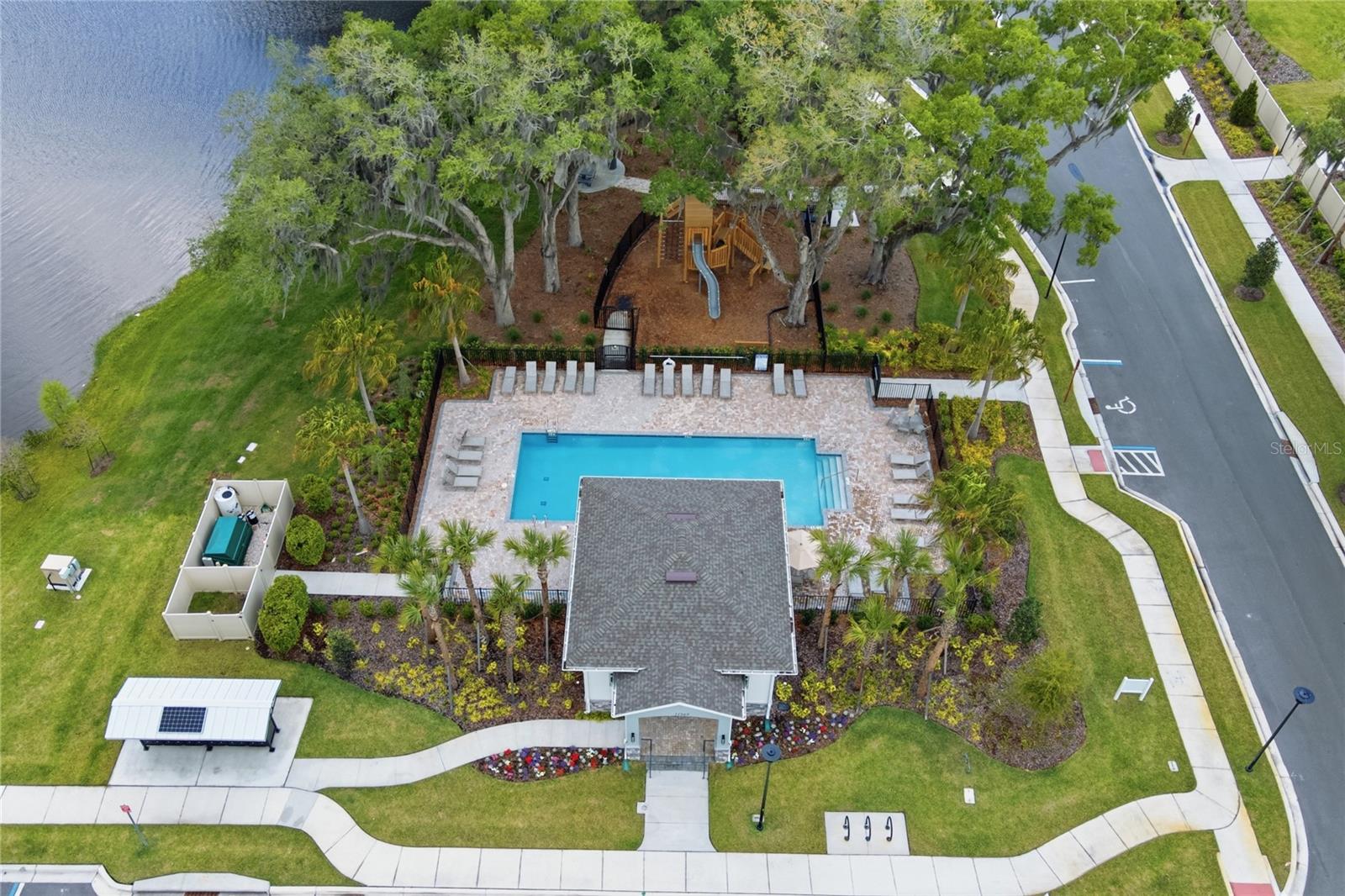 Image 31 of 36 For 11304 Blue Bay Drive